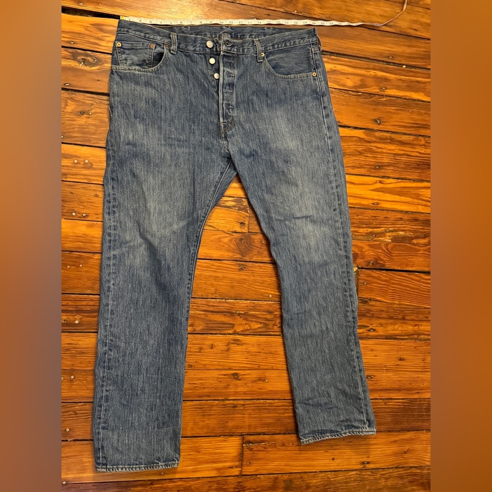 Levi’s 501 Original Fit Men’s Jeans